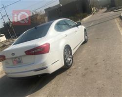 كيا كادينزا